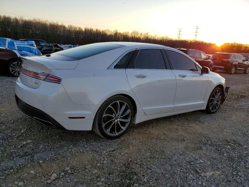 Photo 3 from auction – 2019 LINCOLN MKZ with VIN 3LN6L5LU9KR632457