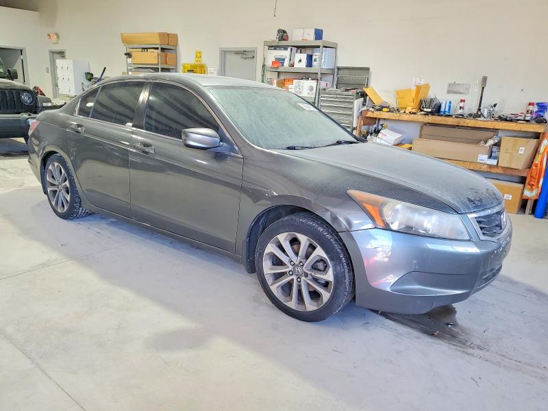Photo 4 from auction – 2008 HONDA ACCORD EX with VIN JHMCP26718C024048