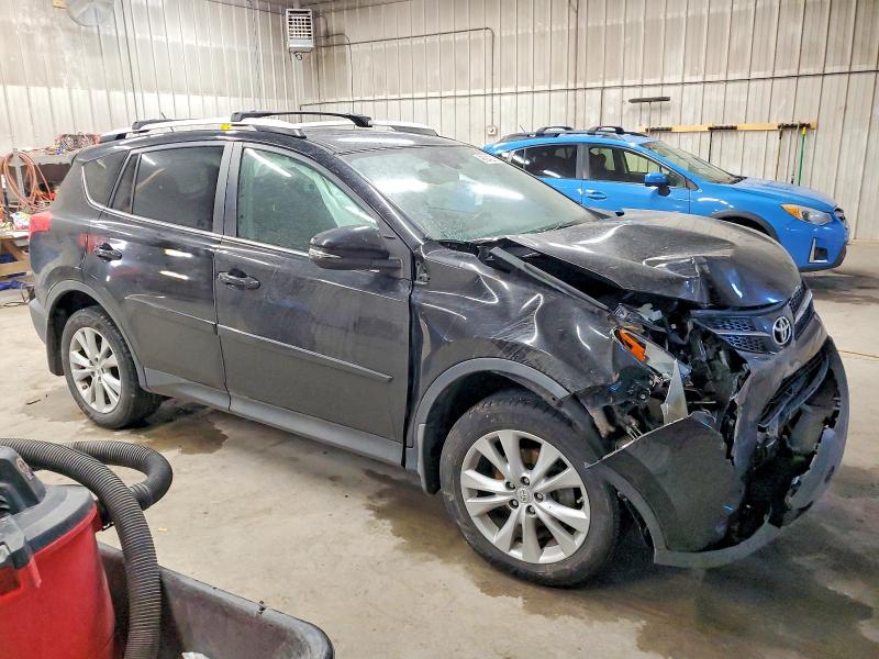 Photo 4 from auction – 2014 TOYOTA RAV4 LIMIT with VIN 2T3DFREV1EW220128
