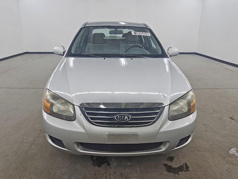 Photo 5 from auction – 2009 KIA SPECTRA EX with VIN KNAFE221695650638
