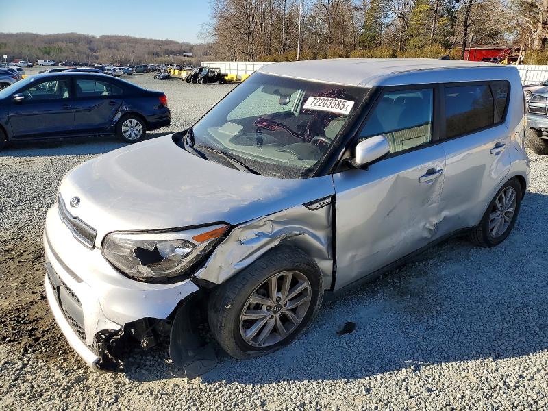 KIA SOUL 2017 with VIN KNDJP3A52H7432989 - Photo from auction