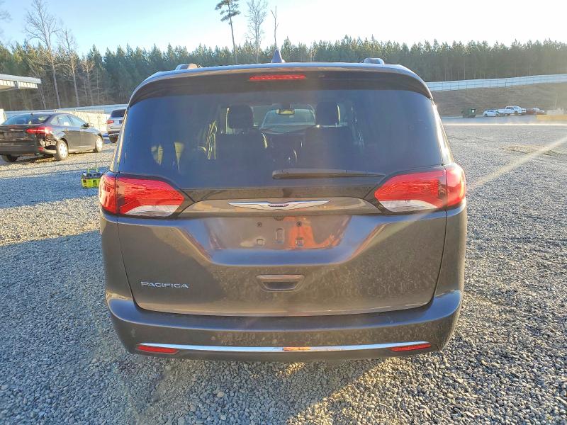 Photo 6 from auction – 2020 CHRYSLER PACIFICA with VIN 2C4RC1BG8LR157459