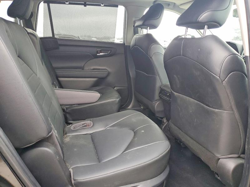 Photo 10 from auction – 2022 TOYOTA HIGHLANDER with VIN 5TDGBRCH3NS562512