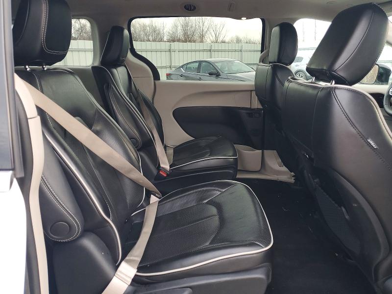 Photo 11 from auction – 2023 CHRYSLER PACIFICA H with VIN 2C4RC1S70PR527213