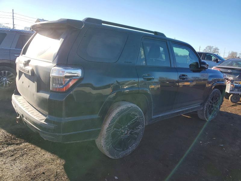 Photo 3 from auction – 2019 TOYOTA 4RUNNER SR with VIN JTEBU5JR9K5730966