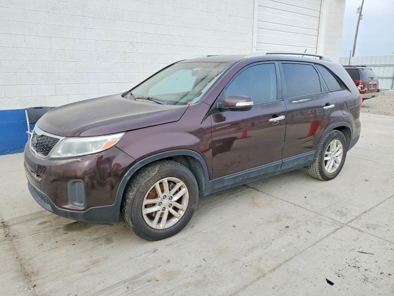 KIA SORENTO LX 2015 with VIN 5XYKT4A79FG587675 - Photo from auction