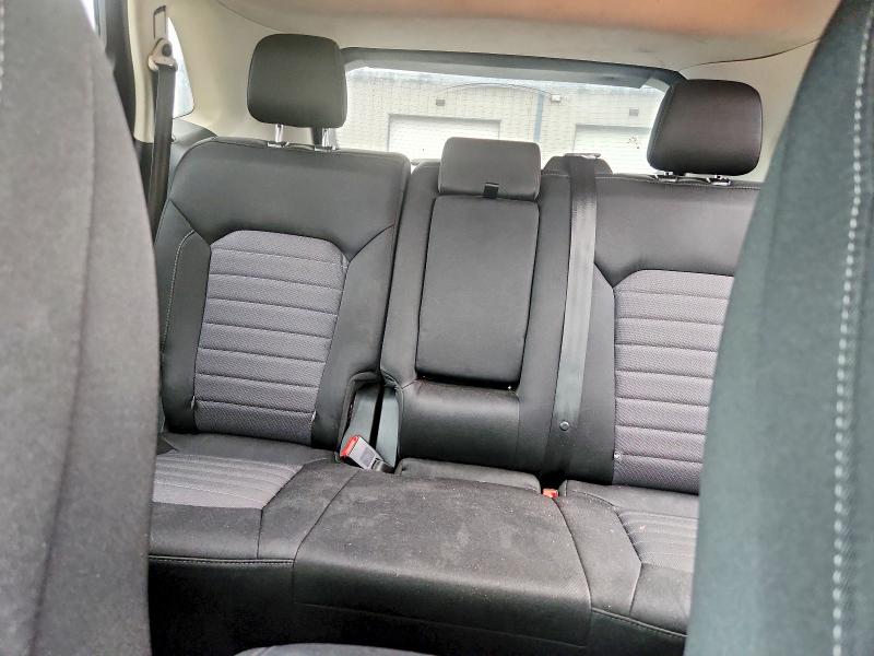 Photo 10 from auction – 2018 FORD EDGE with VIN 2FMPK4G93JBB85080