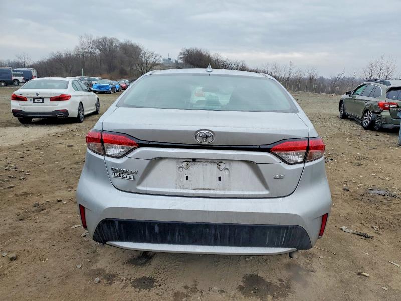 Photo 6 from auction – 2022 TOYOTA COROLLA LE with VIN 5YFEPMAE2NP297787