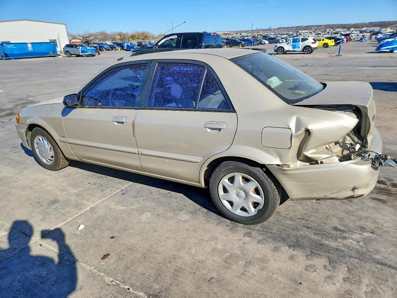 Photo 2 from auction – 2000 MAZDA PROTEGE with VIN JM1BJ2220Y0242699
