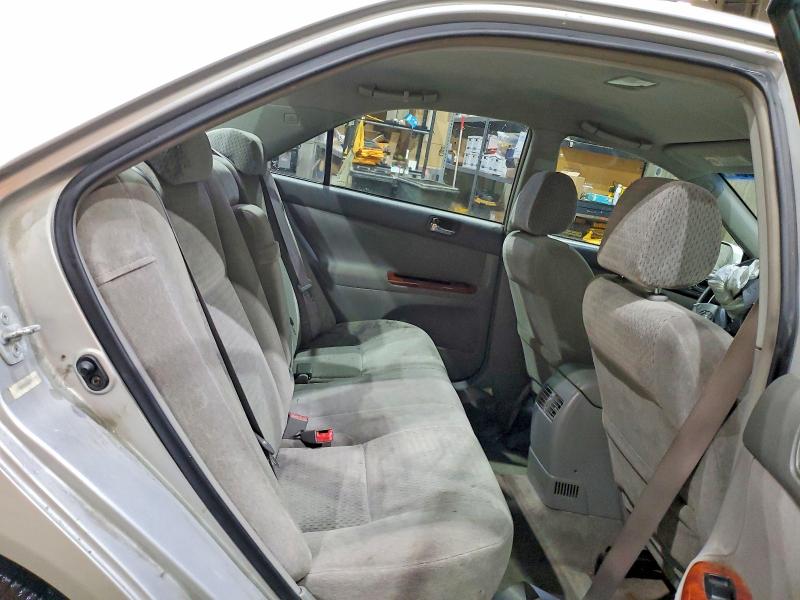 Photo 10 from auction – 2002 TOYOTA CAMRY LE with VIN 4T1BE30KX2U072196