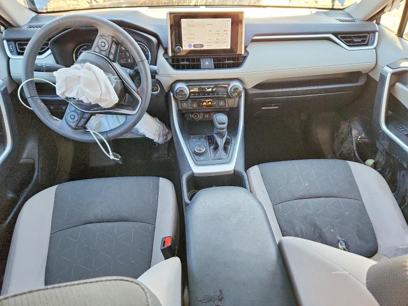 Photo 8 from auction – 2024 TOYOTA RAV4 XLE with VIN 2T3RWRFV5RW202144