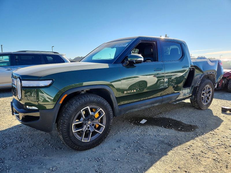 RIVIAN R1T ADVENT 2024 with VIN 7FCTGAAA6RN032242 - Photo from auction