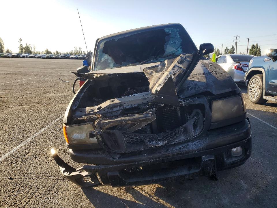 Photo 5 from auction – 2005 FORD RANGER with VIN 1FTYR14E85PB11818