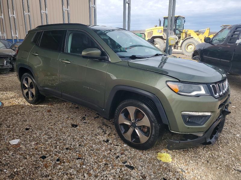Фото 4 с аукциона – 2018 JEEP COMPASS LA с VIN 3C4NJDBB1JT177637