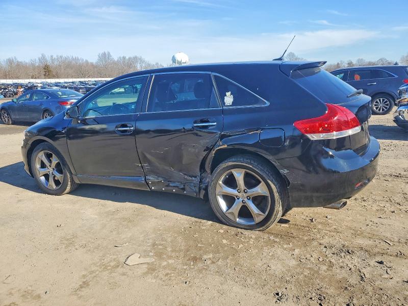 Photo 2 from auction – 2010 TOYOTA VENZA with VIN 4T3BK3BB8AU045722