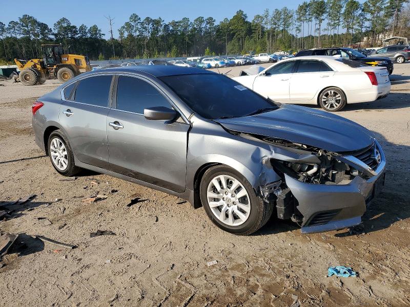 Photo 4 from auction – 2016 NISSAN ALTIMA 2.5 with VIN 1N4AL3AP0GN352412