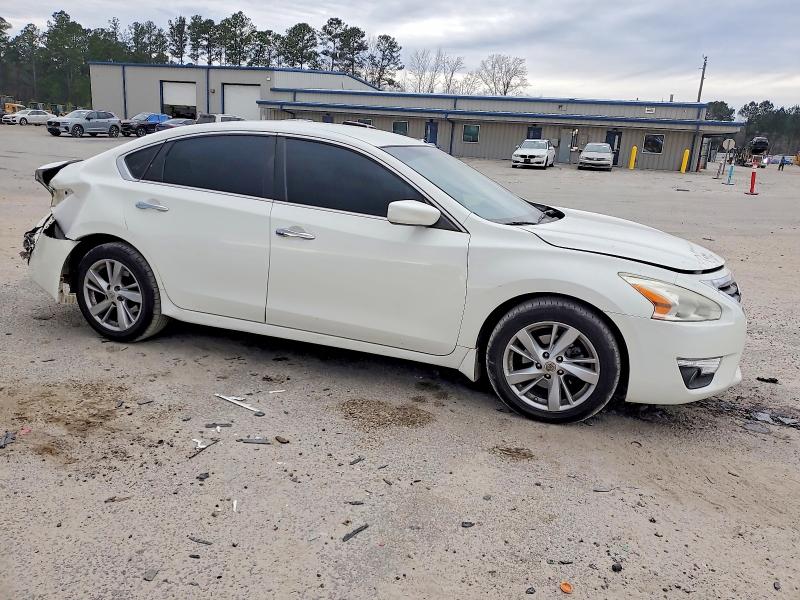 Photo 4 from auction – 2015 NISSAN ALTIMA 2.5 with VIN 1N4AL3AP3FC296766