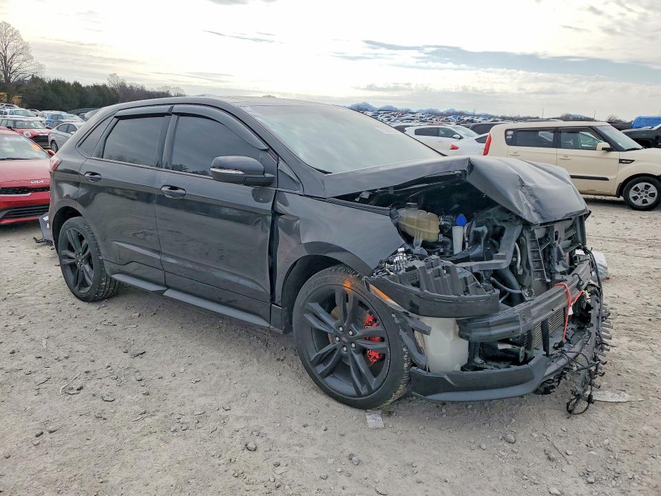 Photo 4 from auction – 2020 FORD EDGE ST with VIN 2FMPK4APXLBA91188