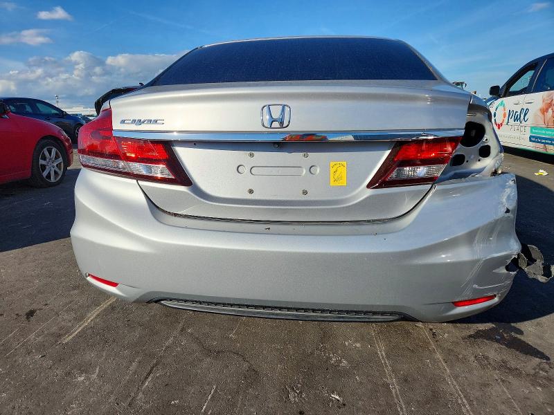 Photo 6 from auction – 2015 HONDA CIVIC LX with VIN 19XFB2F50FE271529