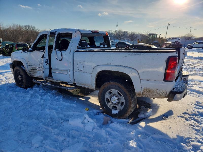 Photo 2 from auction – 2005 CHEVROLET SILVERADO with VIN 1GCHK29U75E273929