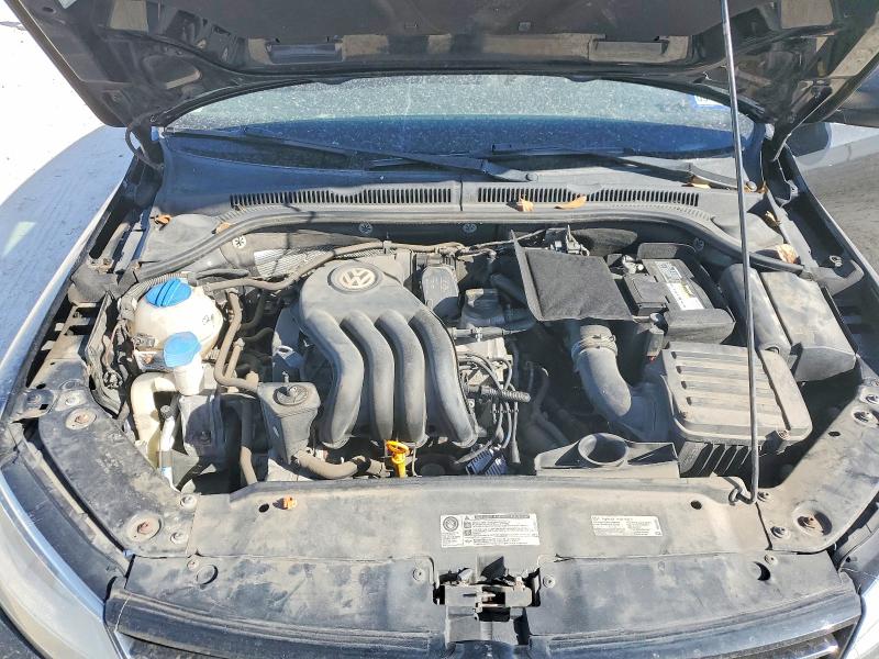 Photo 11 from auction – 2013 VOLKSWAGEN JETTA BASE with VIN 3VW1K7AJ1DM285743