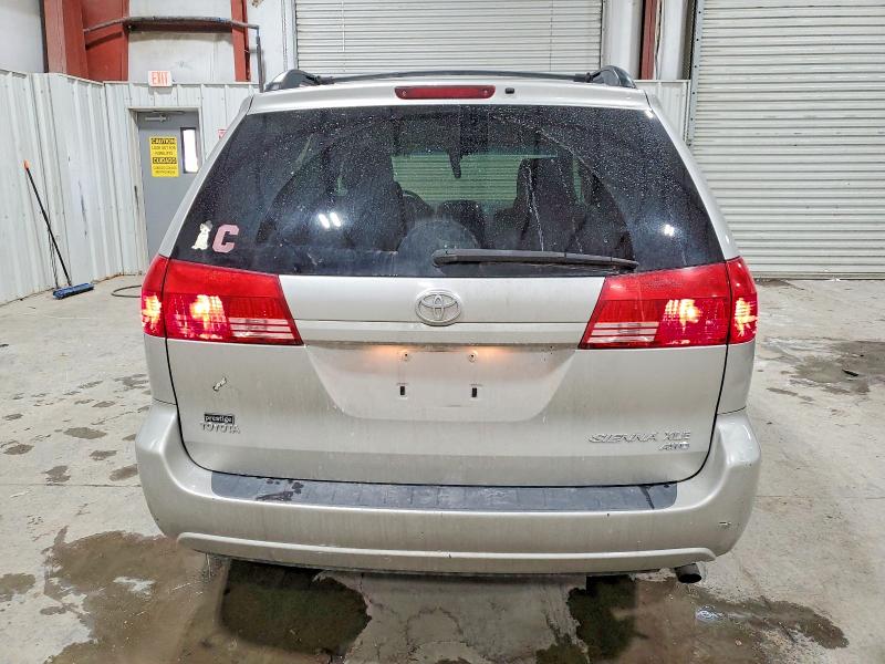 Photo 6 from auction – 2004 TOYOTA SIENNA XLE with VIN 5TDBA22C64S005859