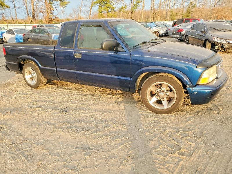 Photo 4 from auction – 2003 GMC SONOMA with VIN 1GTCS19X438282596