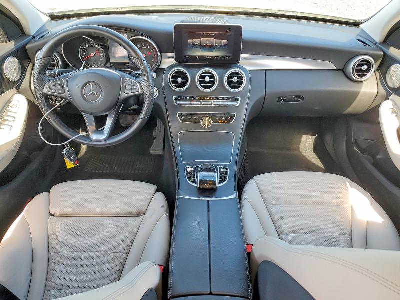 Photo 8 from auction – 2016 MERCEDES-BENZ C 300 4MAT with VIN WDDWF4KB2GR149942