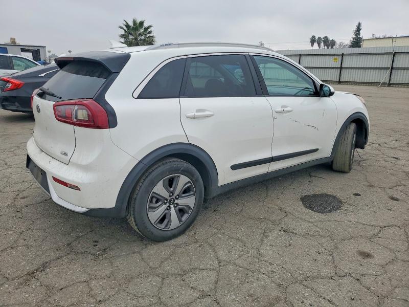 Foto 3 de la subasta – 2019 KIA NIRO FE con VIN KNDCB3LC8K5250414