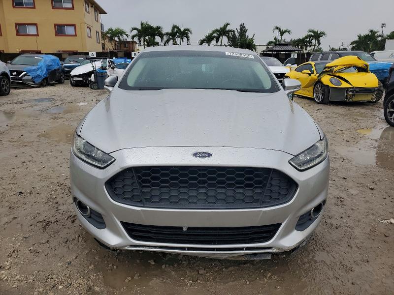 Photo 5 from auction – 2016 FORD FUSION SE with VIN 3FA6P0HD6GR360984
