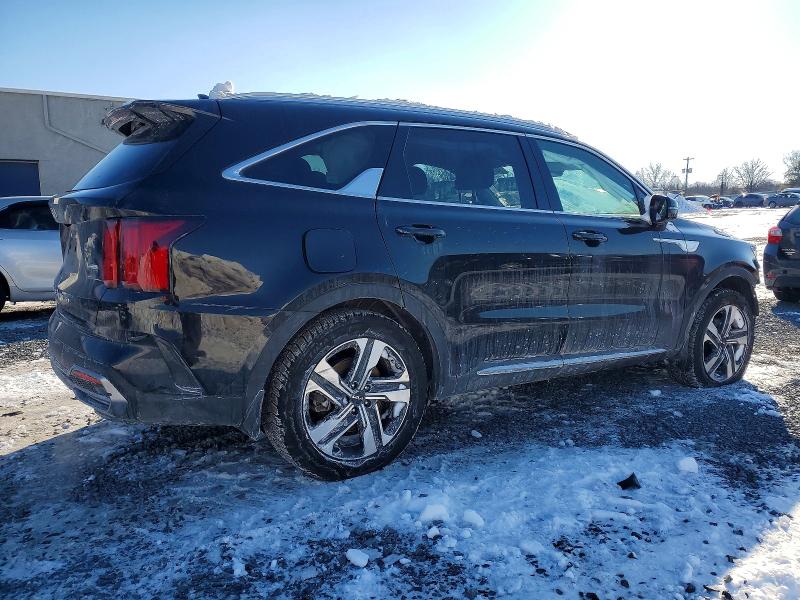 Photo 3 from auction – 2022 KIA SORENTO with VIN KNDRJDLH5N5082251