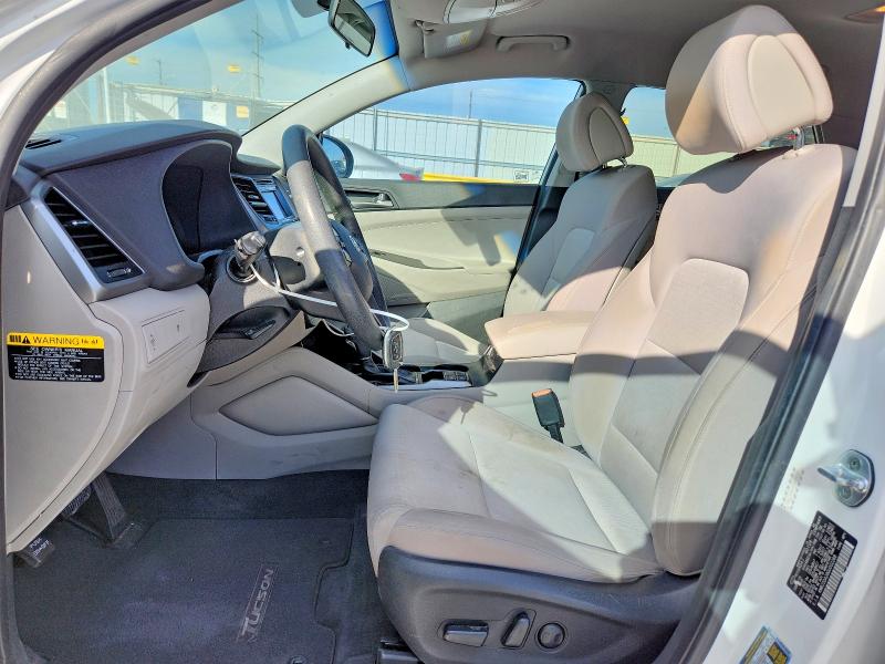 Photo 7 from auction – 2016 HYUNDAI TUCSON with VIN KM8J33A28GU032268