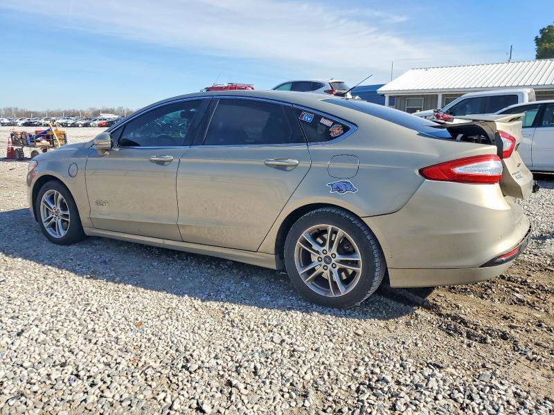 Photo 2 from auction – 2016 FORD FUSION TIT with VIN 3FA6P0SU3GR205138