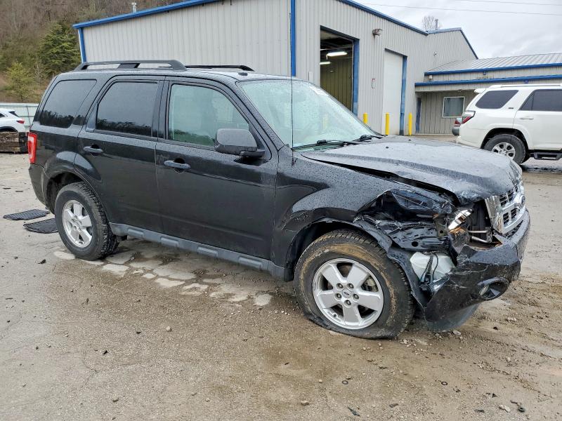 Photo 4 from auction – 2011 FORD ESCAPE with VIN 1FMCU0D75BKC25770