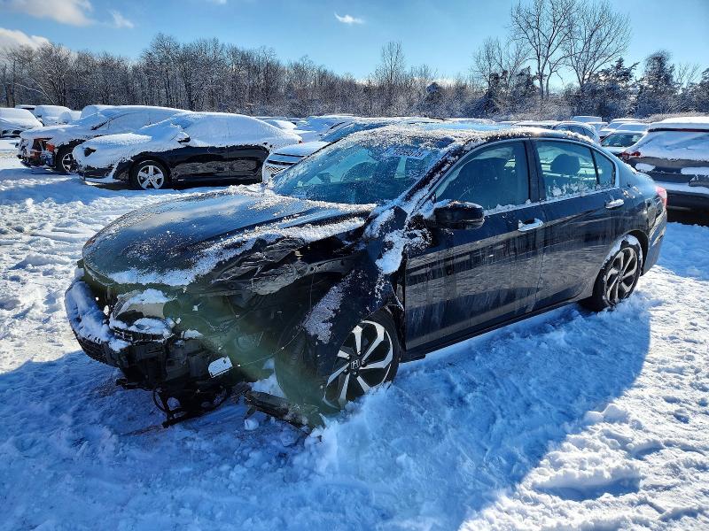 HONDA ACCORD 2017 with VIN 1HGCR2F88HA035677 - Photo from auction