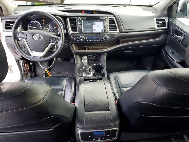 Photo 8 from auction – 2017 TOYOTA HIGHLANDER with VIN 5TDJZRFH7HS507479