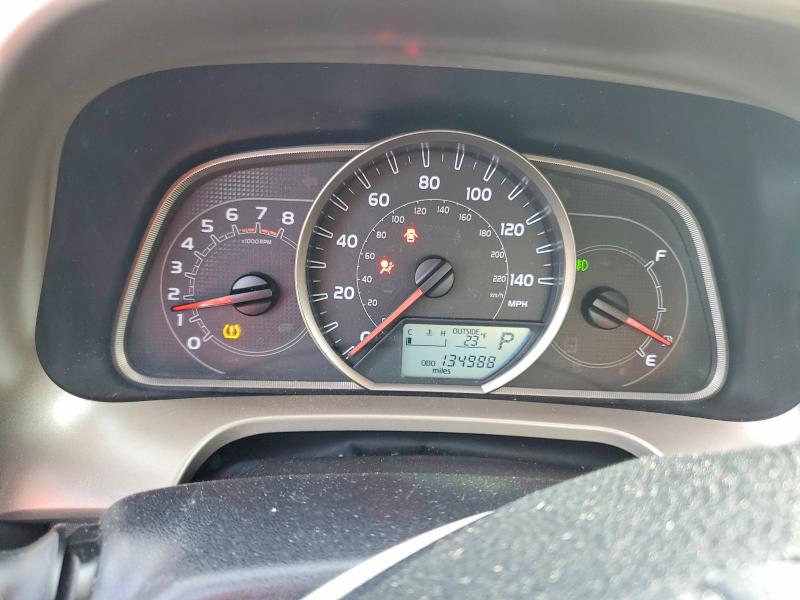 Photo 9 from auction – 2015 TOYOTA RAV4 XLE with VIN JTMRFREVXFD148544