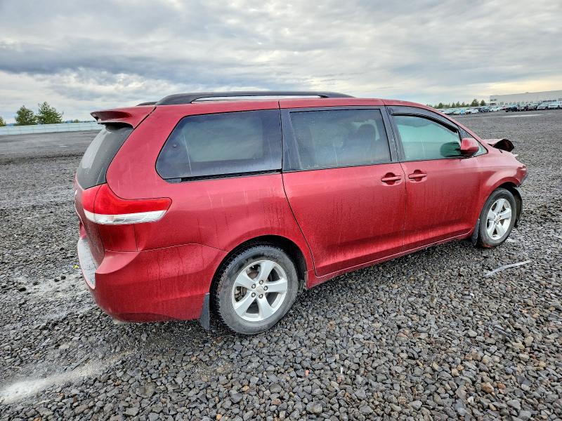 Photo 3 from auction – 2013 TOYOTA SIENNA with VIN 5TDKK3DC0DS364768