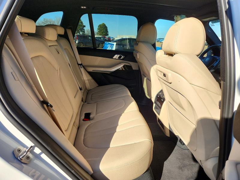 Photo 11 from auction – 2019 BMW X5 with VIN 5UXCR6C52KLL06551