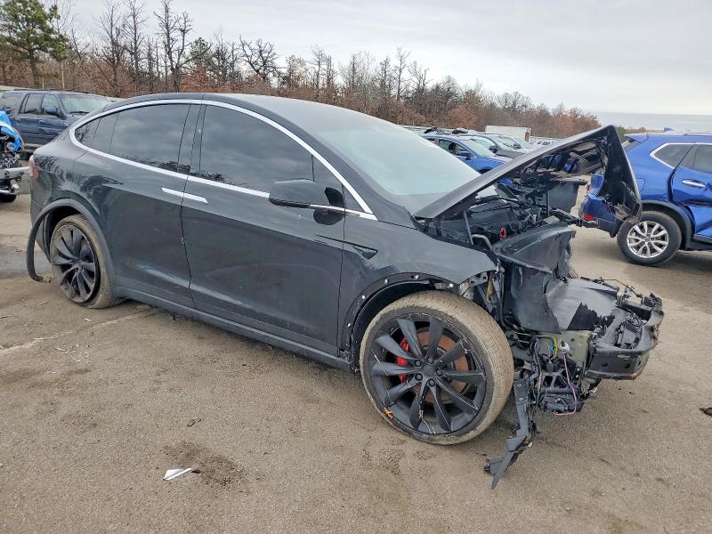 Photo 4 from auction – 2020 TESLA MODEL X with VIN 5YJXCBE46LF262530