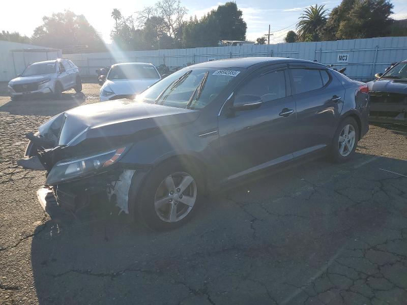 KIA OPTIMA LX 2015 with VIN KNAGM4A72F5596453 - Photo from auction