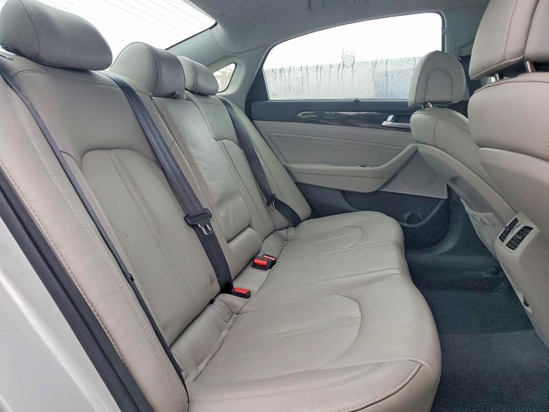 Photo 10 from auction – 2015 HYUNDAI SONATA with VIN 5NPE34AF5FH100968