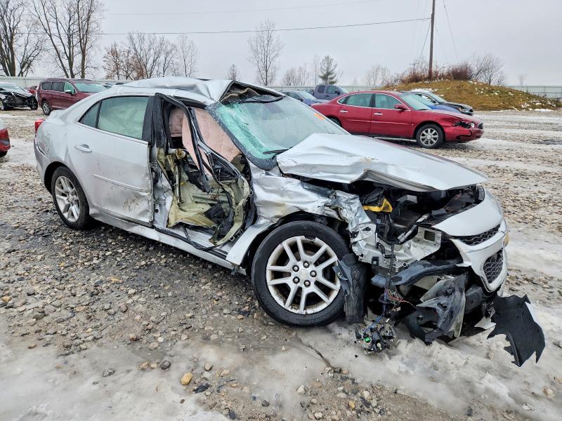 Photo 4 from auction – 2016 CHEVROLET MALIBU LIM with VIN 1G11C5SA4GF135657