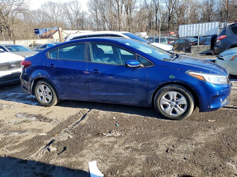 Photo 4 from auction – 2018 KIA FORTE with VIN 3KPFL4A70JE209915