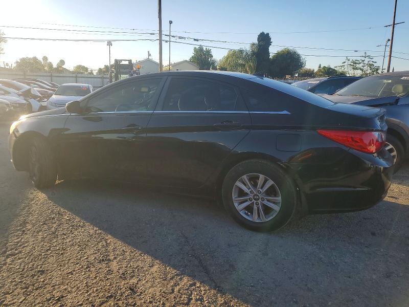 Photo 2 from auction – 2013 HYUNDAI SONATA GLS with VIN 5NPEB4AC7DH635774