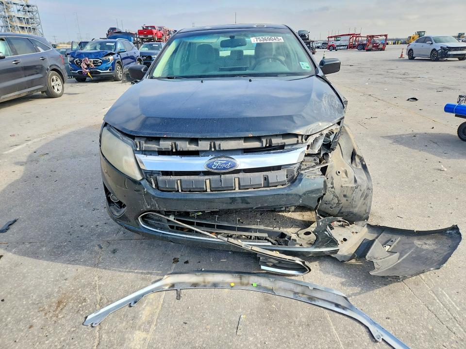 Photo 5 from auction – 2010 FORD FUSION with VIN 3FAHP0HA0AR181751