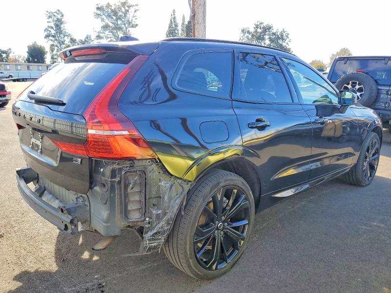 Photo 3 from auction – 2024 VOLVO XC60 ULTIM with VIN YV4H60DJ4R1889989