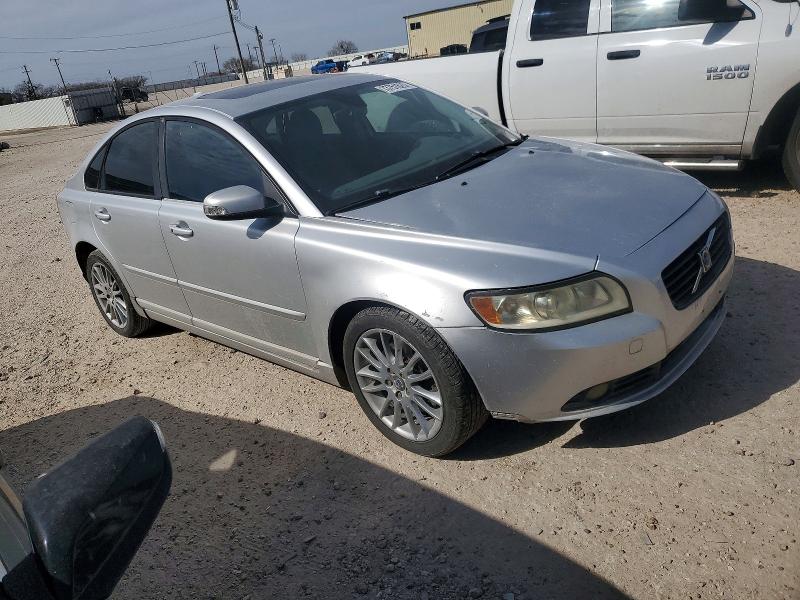 Photo 4 from auction – 2010 VOLVO S40 2.4I with VIN YV1382MS6A2489453