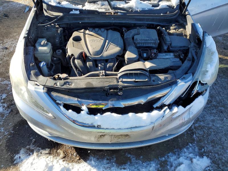 Photo 11 from auction – 2011 HYUNDAI SONATA SE with VIN 5NPEC4AC9BH098965