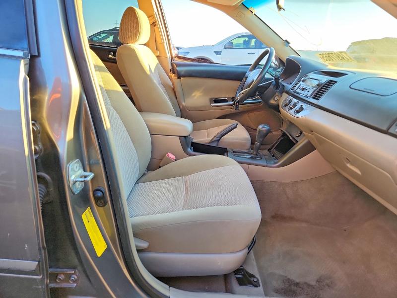 Photo 7 from auction – 2006 TOYOTA CAMRY SE with VIN 4T1BA30K16U091656